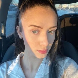 Meet your Posher, Selena